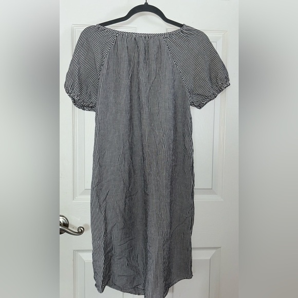Old Navy Button Down Scoop Neck Striped Dress Medium - Picture 3 of 3